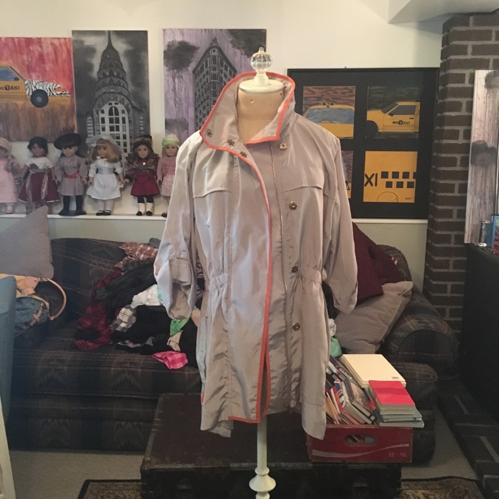 Luii Rain Jacket
